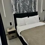 S * テッサロニキ